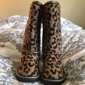 New Skechers Glam leopard print boots for girls